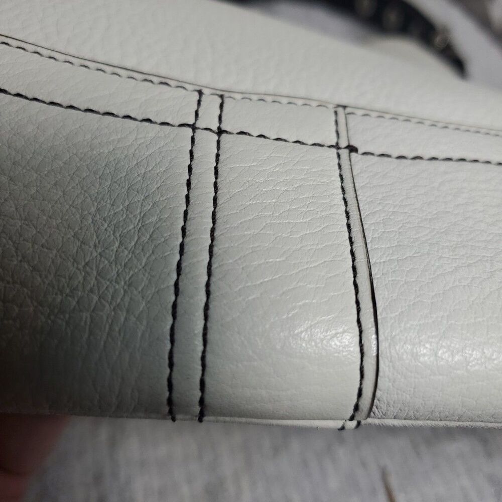 Coach Pebbled Leather Shoulder‎ Bag Cream White – Adjustable Strap Tote - Picture 4 of 14